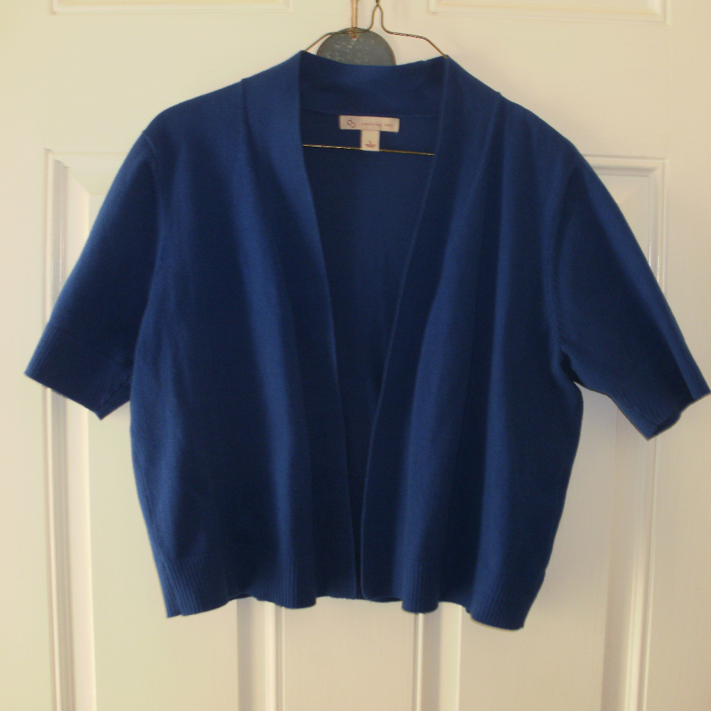 Dressbarn Cropped Short Sleeved Sweater